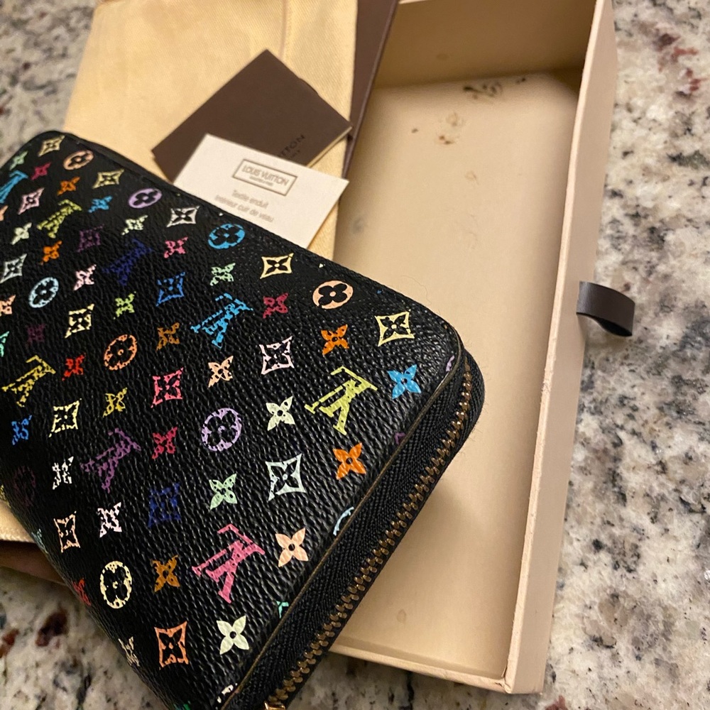 Authentic Louis Vuitton Monogram-Multicolor Zippy Wallet.